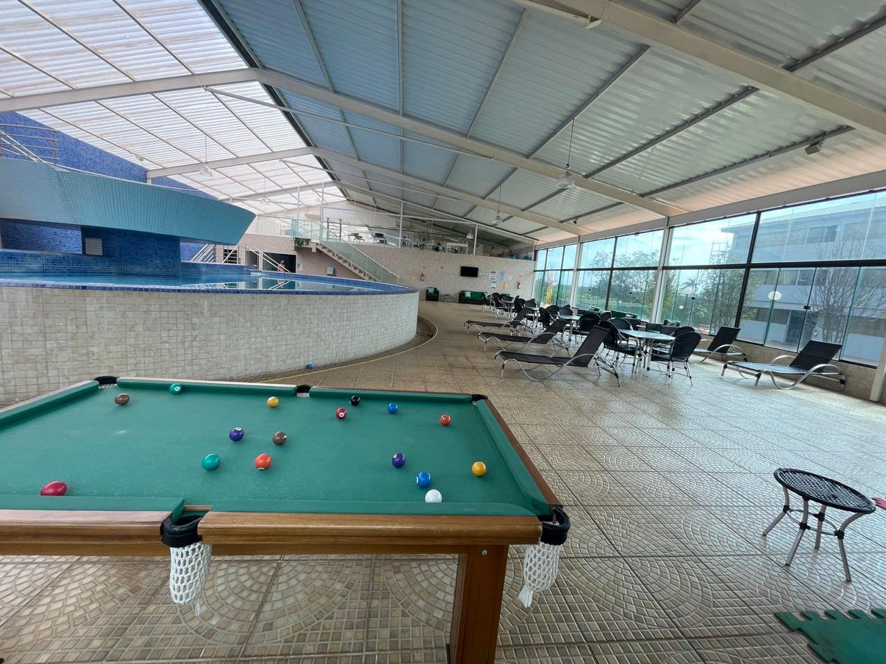 Piscina aquecida / Salão de Jogos